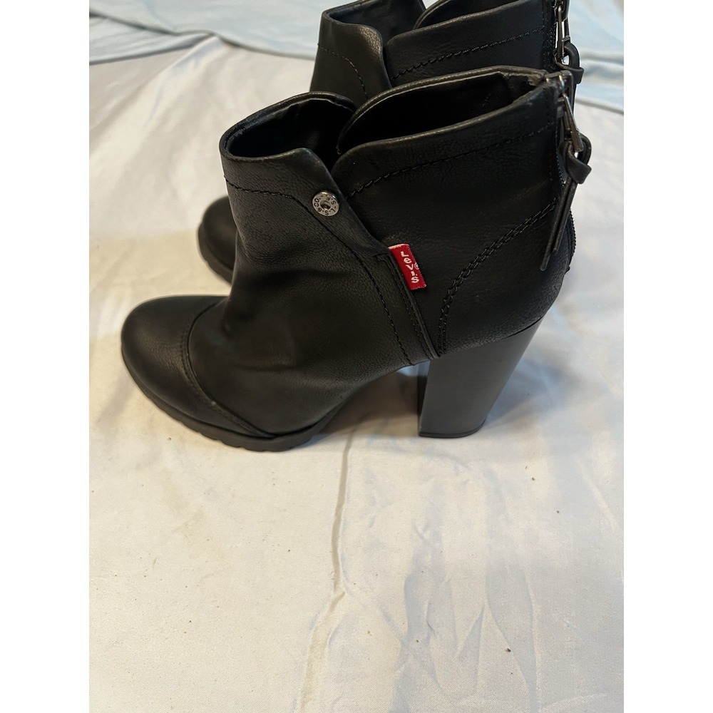 Levis Womens Black Ankle Boots Block Heel Lug Sole‎ Back Zip 52797801A 8.5 - Picture 2 of 15
